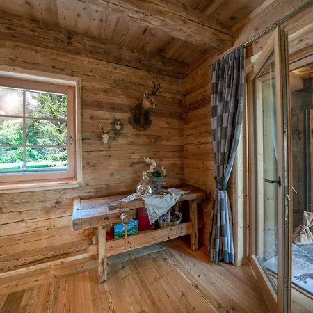 Almhuetten Moll Am * Haldensee