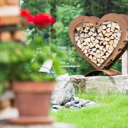 Almhuetten Moll Am Haldensee