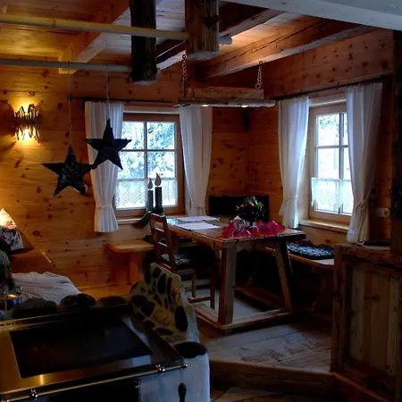 Almhuetten Moll Am * Haldensee